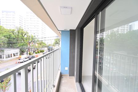 Studio à venda com 24m², 1 quarto e sem vaga Studio à venda com 24m², 1 quarto e sem vagaVaranda