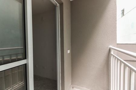 Apartamento à venda com 52m², 2 quartos e 1 vaga Apartamento à venda com 52m², 2 quartos e 1 vagaVaranda