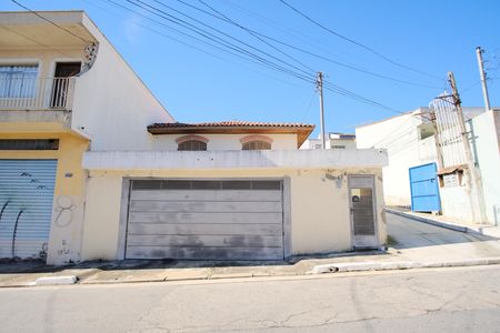 Fachada de casa à venda com 3 quartos, 126m² em Vila Carrão, São Paulo