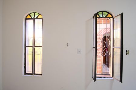Suíte de serviço de casa à venda com 3 quartos, 126m² em Vila Carrão, São Paulo
