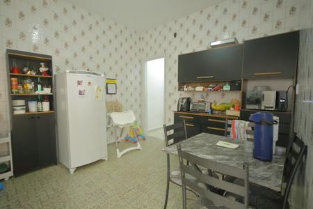 Casa à venda com 125m², 2 quartos e 1 vagaCozinha 