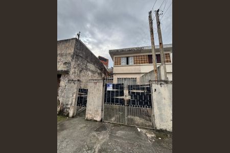 Casa à venda com 125m², 2 quartos e 1 vaga Casa à venda com 125m², 2 quartos e 1 vagaFachada