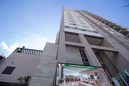 Apartamento à venda com 54m², 2 quartos e 1 vagaFachada