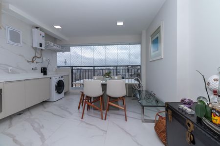 Apartamento à venda com 54m², 2 quartos e 1 vagaCozinha e Área de Serviço