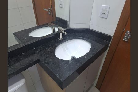 Apartamento para alugar com 40m², 2 quartos e sem vagaBanheiro