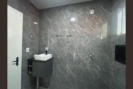 Apartamento para alugar com 70m², 2 quartos e 1 vaga Apartamento para alugar com 70m², 2 quartos e 1 vagaBanheiro