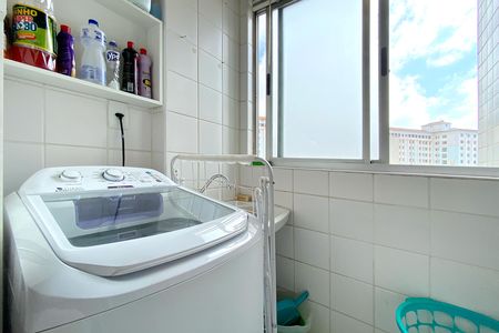 Apartamento à venda com 69m², 2 quartos e 1 vagaÁrea de Serviço