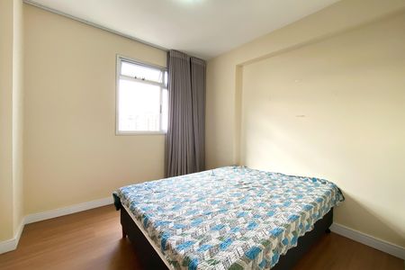 Apartamento à venda com 69m², 2 quartos e 1 vagaQuarto 2