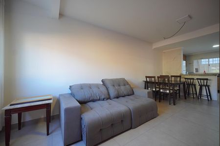 Sala de casa para alugar com 3 quartos, 125m² em Santa Monica, Florianópolis