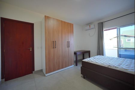Casa para alugar com 125m², 3 quartos e 2 vagasSuíte