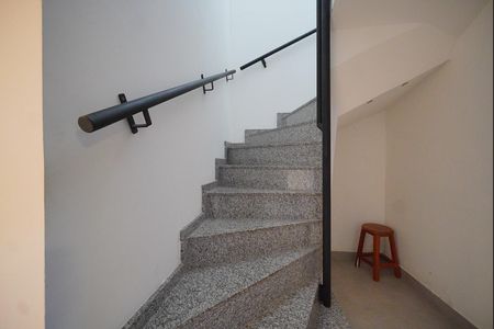 Casa para alugar com 125m², 3 quartos e 2 vagasEscada de Acesso a Cobertura