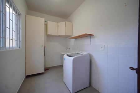 Área de Serviço de casa para alugar com 3 quartos, 125m² em Santa Monica, Florianópolis