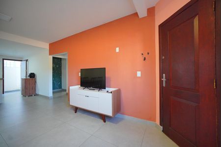 Sala de casa para alugar com 3 quartos, 125m² em Santa Monica, Florianópolis