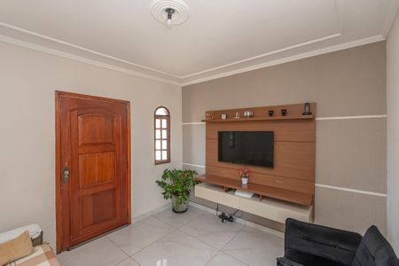 Casa à venda com 125m², 3 quartos e 3 vagas Casa à venda com 125m², 3 quartos e 3 vagasSala de Estar/Jantar
