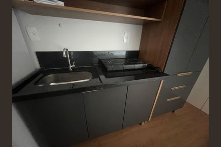 Studio para alugar com 29m², 1 quarto e sem vaga Studio para alugar com 29m², 1 quarto e sem vagaSala/cozinha