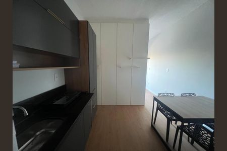 Studio para alugar com 29m², 1 quarto e sem vaga Studio para alugar com 29m², 1 quarto e sem vagaSala/cozinha