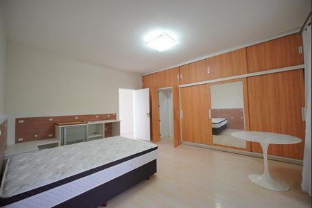 Casa para alugar com 350m², 5 quartos e 4 vagasSuíte 3
