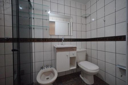 Casa para alugar com 350m², 5 quartos e 4 vagasBanheiro da Suíte 2