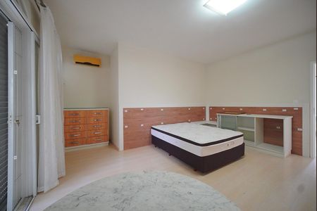Casa para alugar com 350m², 5 quartos e 4 vagasSuíte 3
