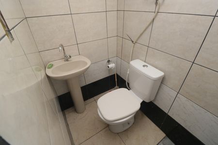 Casa à venda com 116m², 3 quartos e 2 vagasLavabo