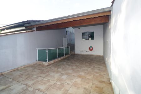 Casa à venda com 116m², 3 quartos e 2 vagasVaranda