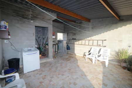 Casa à venda com 116m², 3 quartos e 2 vagasÁrea de Serviço
