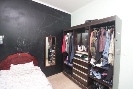 Casa à venda com 116m², 3 quartos e 2 vagasSuíte
