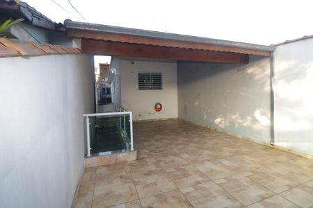 Casa à venda com 116m², 3 quartos e 2 vagasVaranda