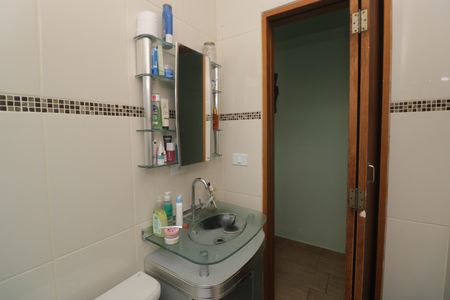Casa à venda com 116m², 3 quartos e 2 vagasBanheiro da Suíte