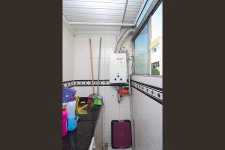 Apartamento para alugar com 65m², 3 quartos e 1 vagaÁrea de Serviço