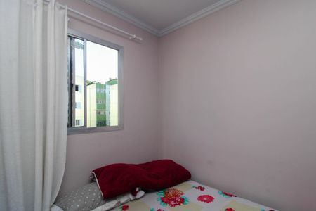 Quarto 1 de apartamento para alugar com 3 quartos, 65m² em Parque Pinheiros, Taboão da Serra