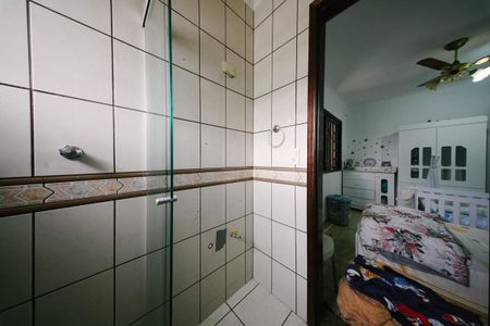 Casa para alugar com 361m², 4 quartos e 1 vaga Casa para alugar com 361m², 4 quartos e 1 vagaBanheiro da Suíte 3