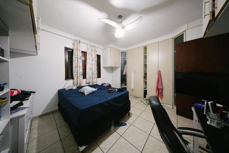 Casa para alugar com 361m², 4 quartos e 1 vaga Casa para alugar com 361m², 4 quartos e 1 vagaSuíte 1