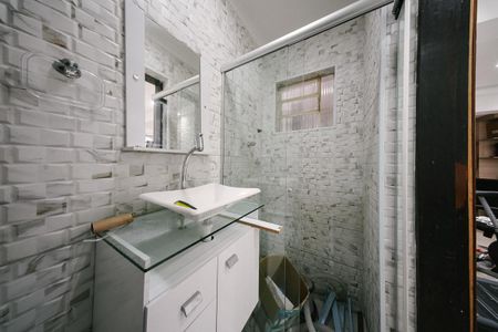 Casa para alugar com 361m², 4 quartos e 1 vaga Casa para alugar com 361m², 4 quartos e 1 vagaBanheiro de Serviço