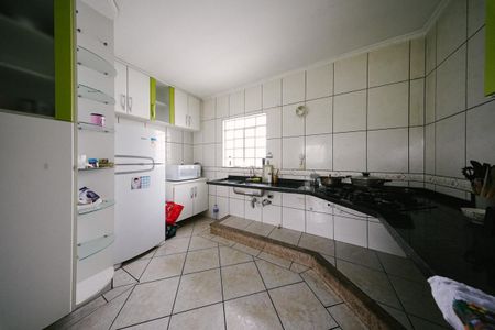 Casa para alugar com 361m², 4 quartos e 1 vaga Casa para alugar com 361m², 4 quartos e 1 vagaCozinha