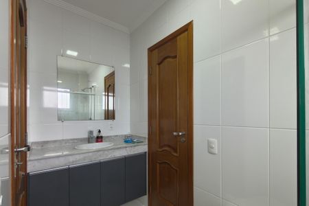 Apartamento para alugar com 101m², 3 quartos e 2 vagas Apartamento para alugar com 101m², 3 quartos e 2 vagasBanheiro da suite 2 e 3