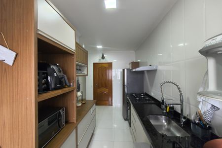 Apartamento para alugar com 101m², 3 quartos e 2 vagas Apartamento para alugar com 101m², 3 quartos e 2 vagasCozinha