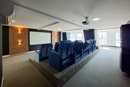 Apartamento para alugar com 101m², 3 quartos e 2 vagas Apartamento para alugar com 101m², 3 quartos e 2 vagasCinema