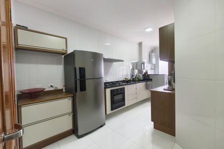 Apartamento para alugar com 101m², 3 quartos e 2 vagas Apartamento para alugar com 101m², 3 quartos e 2 vagasCozinha