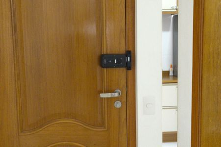 Apartamento para alugar com 101m², 3 quartos e 2 vagas Apartamento para alugar com 101m², 3 quartos e 2 vagasFechadura eletrônica