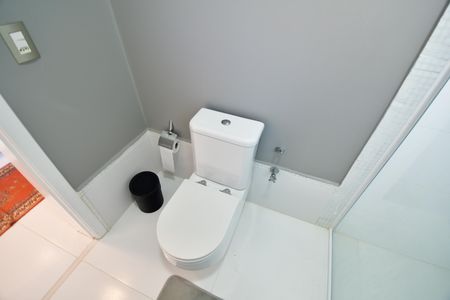 Casa de condomínio à venda com 388m², 3 quartos e 6 vagasBanheiro Suíte
