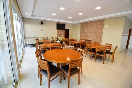 Casa de condomínio à venda com 388m², 3 quartos e 6 vagasÁrea comum - Salão de festas