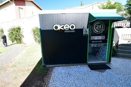 Casa de condomínio à venda com 388m², 3 quartos e 6 vagasMini Mercado