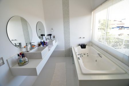 Casa de condomínio à venda com 388m², 3 quartos e 6 vagasBanheiro Suíte