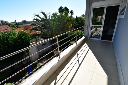 Casa de condomínio à venda com 388m², 3 quartos e 6 vagasQuarto 3 - Suíte Sacada