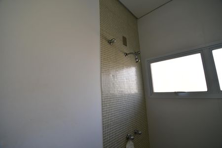 Casa de condomínio à venda com 388m², 3 quartos e 6 vagasBanheiro