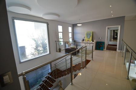 Casa de condomínio à venda com 388m², 3 quartos e 6 vagasMezanino