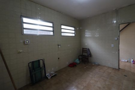 Casa para alugar com 80m², 2 quartos e 10 vagasCozinha