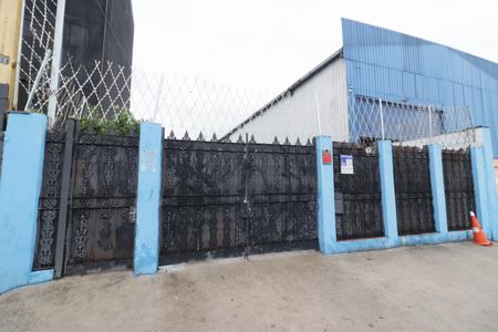 Casa para alugar com 80m², 2 quartos e 10 vagasFachada