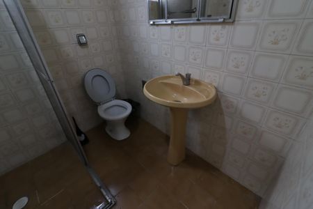 Banheiro de casa para alugar com 2 quartos, 80m² em Jardim Belaura, Osasco